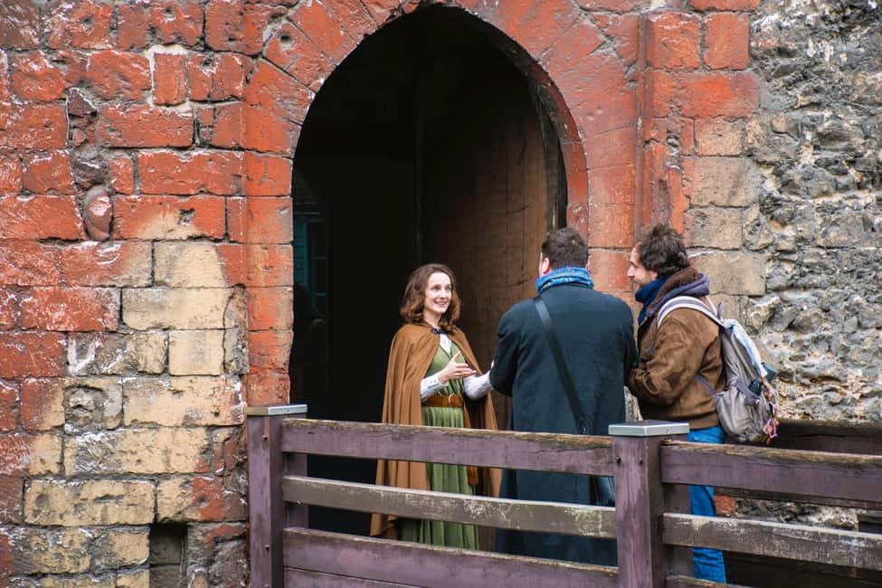 Walking tour with an Actor-Guide: Rouen with Joan of Arc - Key points at a glance