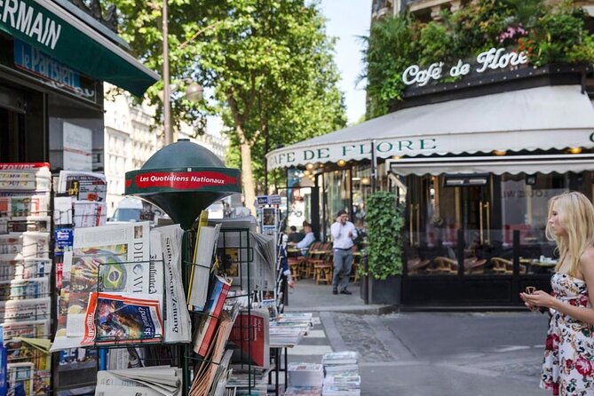 Welcome to Paris - Place Dauphine and the older Parisian plan