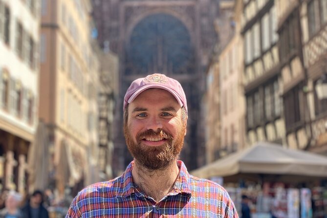 Welcome to Strasbourg! Walking Tour - Pont Saint-Thomás: river photos and the Petite France lead-in