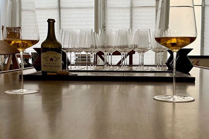 Wine Tasting in Lyon Small Group, Curated Wines - Who this Lyon tasting suits best