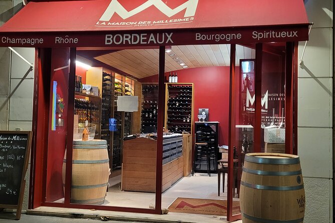Wine tasting Paris Saint Germain des Pres - How Hosts Teach Without Turning It Into a Lecture