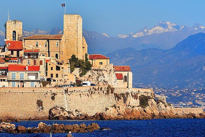 Wine Tasting, Provencal Market, Cannes and St Paul de Vence - St-Paul-de-Vence: medieval streets with sea views and artist lore