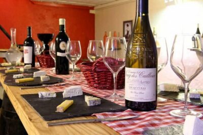 Wines and Cheeses: Learning to combine perfectly - La Fleche Saint-Michel and the Capucins Market setting